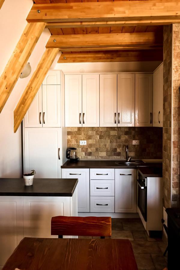 Hill View Chalets Жабляк Экстерьер фото